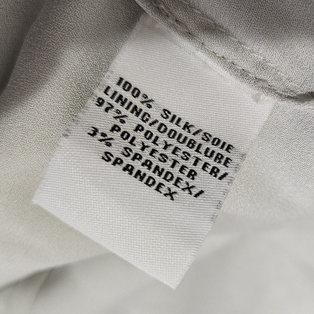 Diane Von Furstenberg Syrah Silk Blouse Size 4DVF Floral Rose Print Lined V-Neck - Picture 11 of 12